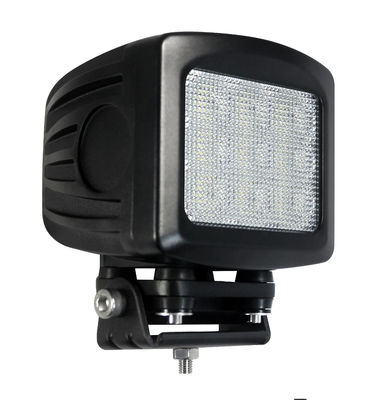 IP67 90W 30V DC Lampu Kerja LED Tugas Berat 4x4 HiLux Anti Korosi CREE Chip